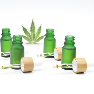Líquido amarillo de la fuente Sativa del aceite 30ml 5%-30% del tinte del control CBD del dolor